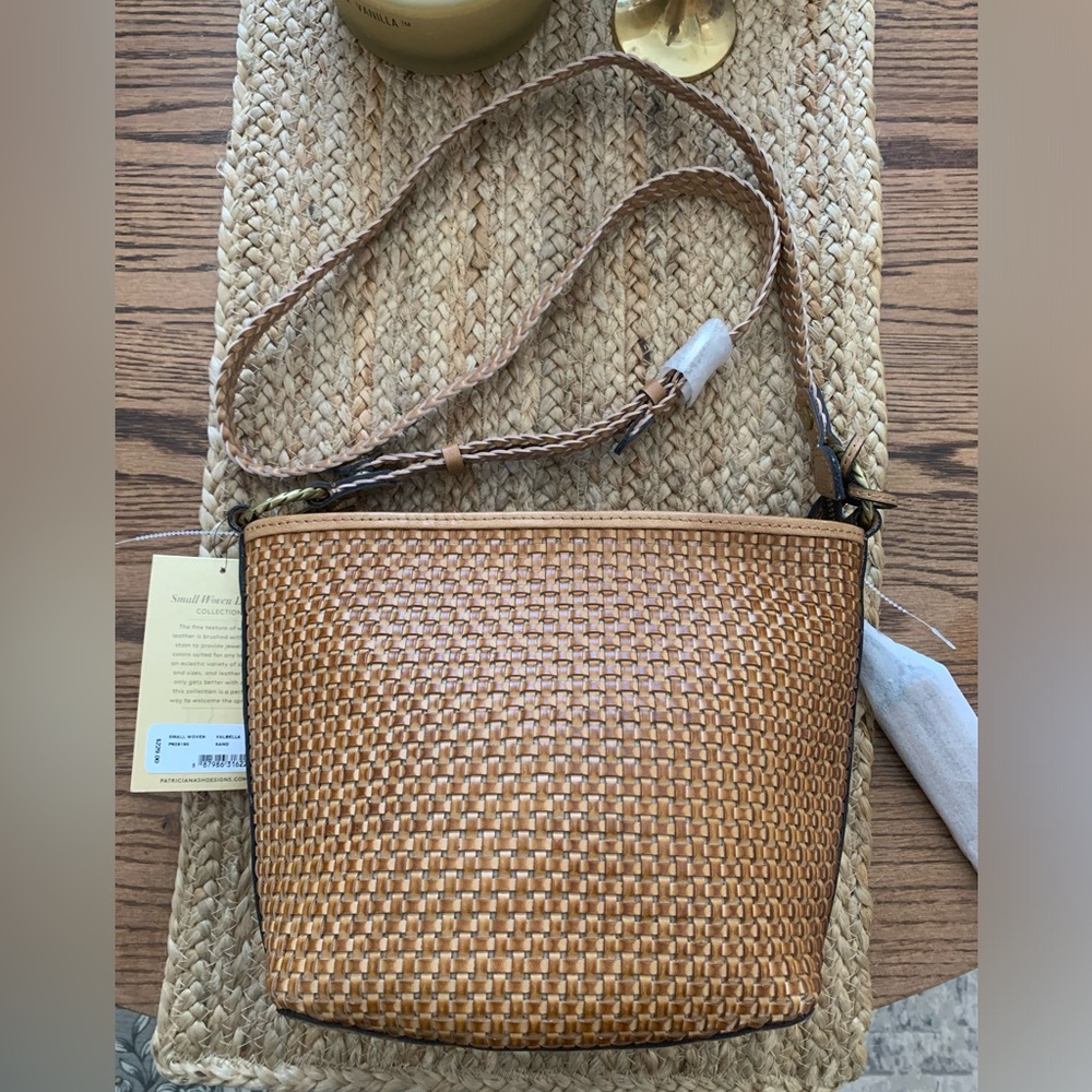 NWT Patricia Nash Woven Valbella